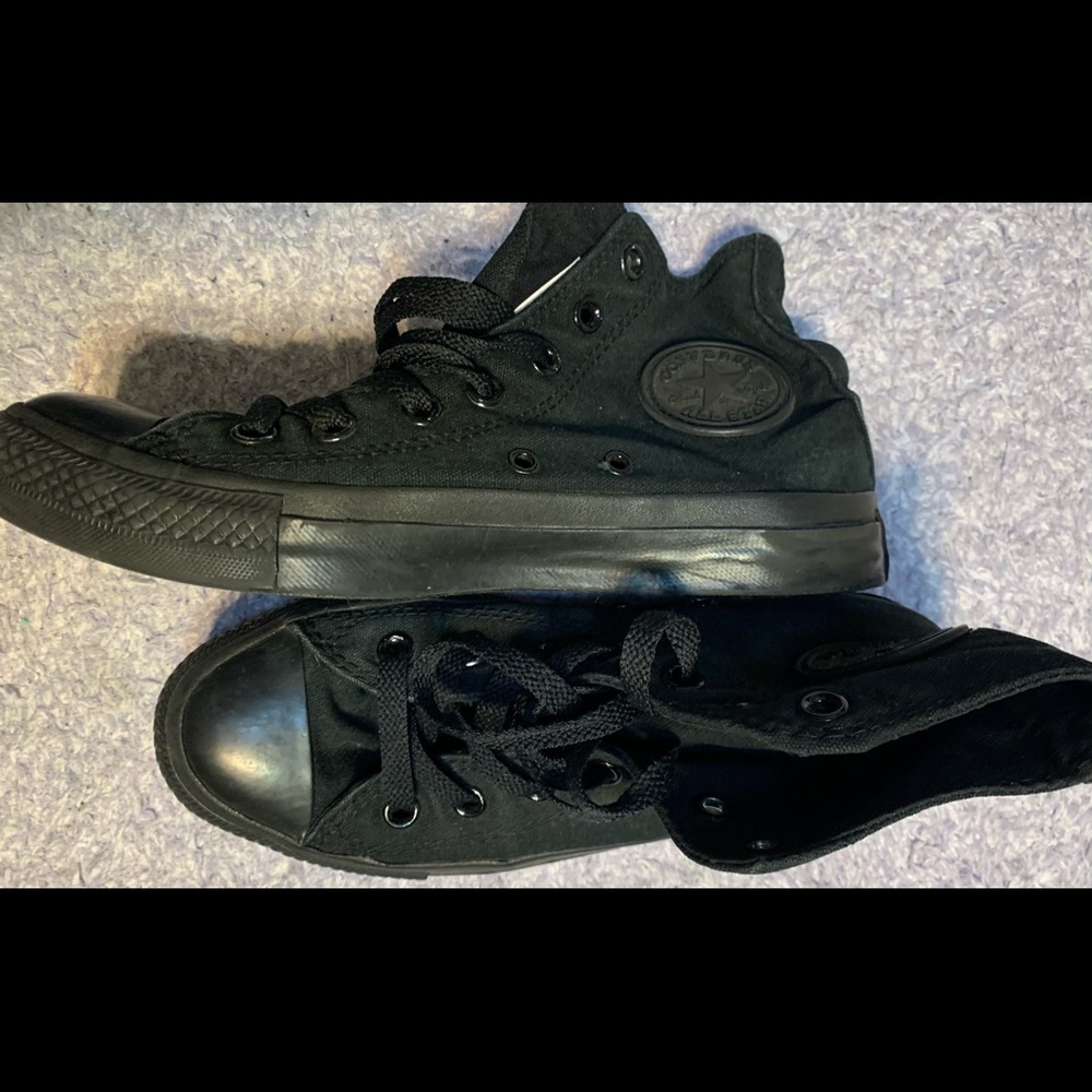 Converse - Picture 3 of 6